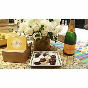 Meet your Posher, Shania